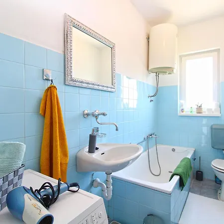 2347 Apartamento Pula