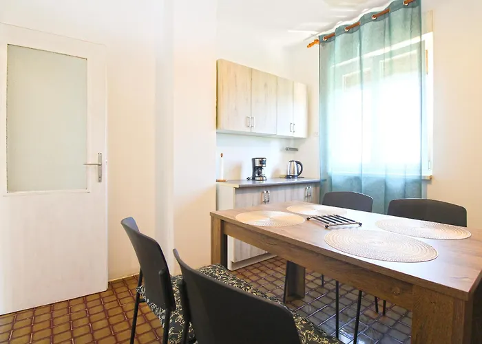 2347 Appartement Pula